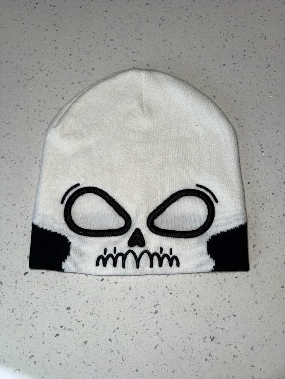 White & Black Skull Knit Beanie - Kids Accessories